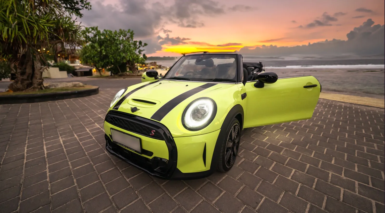 Mini Cooper 開篷車峇里島租車打卡